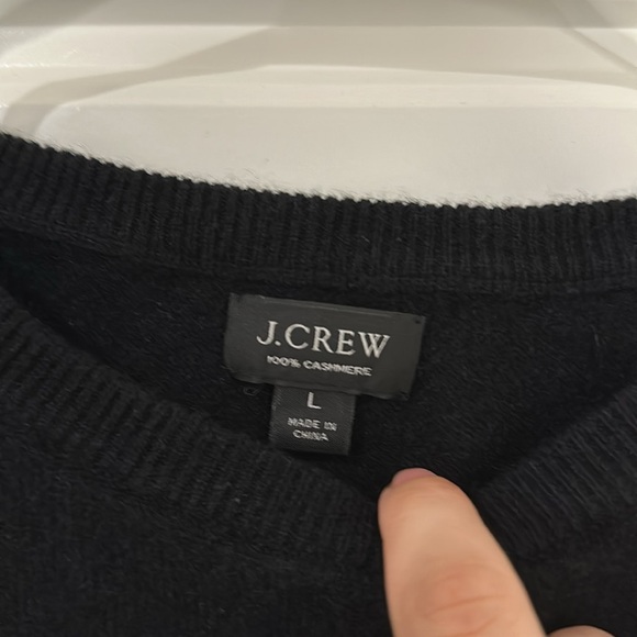 J. Crew The Boyfriend Sweater 100% Cashmere Black Good Cashmere Certified NWOT - Picture 6 of 10